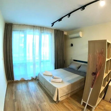 Salt Apartment Pomorie